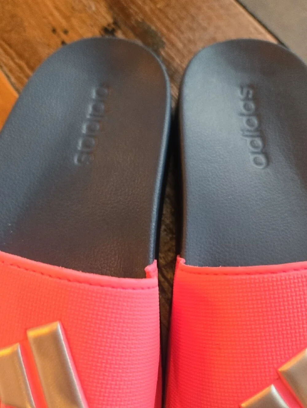 adidas Kids Neon Pink and Navy Slide Sandals Nwt Sz 6 Kids Women